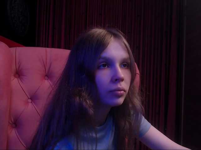 Live sex webcam photo for SelenaMille #275461204