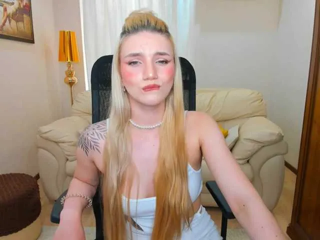 Live sex webcam photo for SelenaMoonlight #278061192