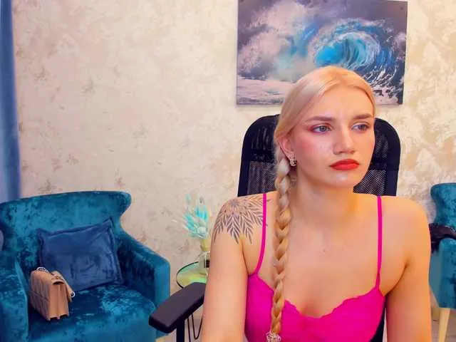 Live sex webcam photo for SelenaMoonlight #278111832