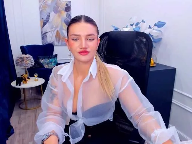 Live sex webcam photo for SelenaMoonlight #291698806
