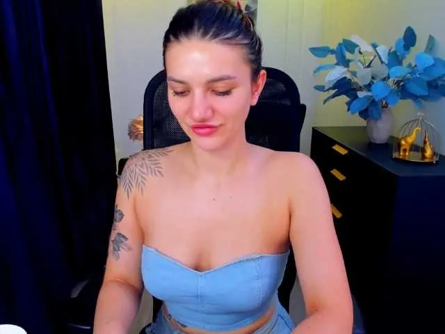 Live sex webcam photo for SelenaMoonlight #291803199