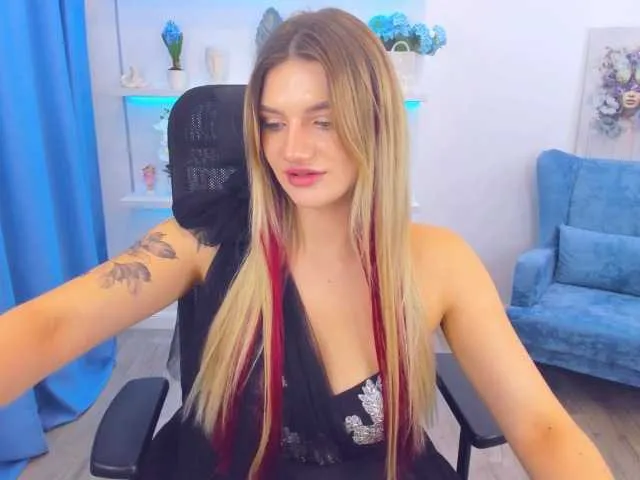 Live sex webcam photo for SelenaMoonlight #291821257