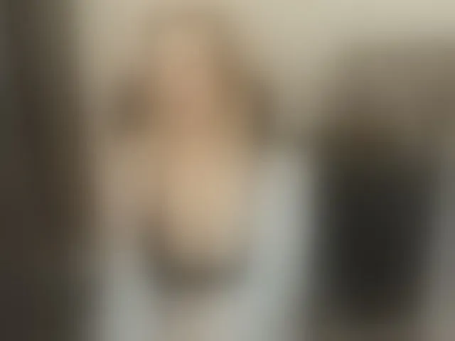Live sex webcam photo for SelenaMoonlight #293315683