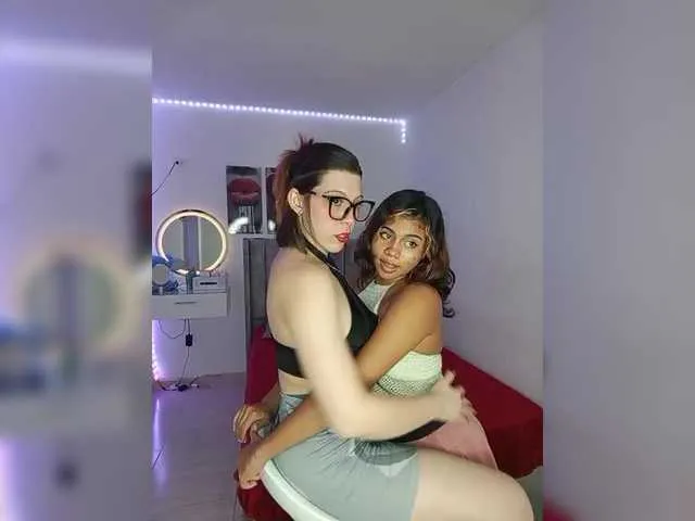 Live sex webcam photo for SelenaSton #290849405