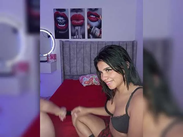 Live sex webcam photo for SelenaSton #291055391