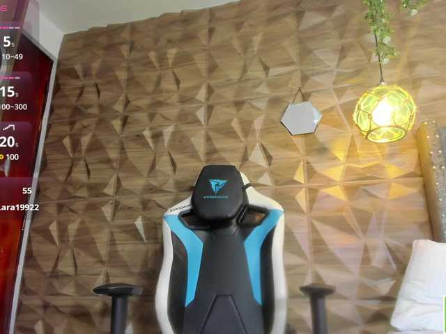 Live sex webcam photo for Selene-Lopez- #291469518