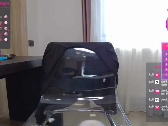 Live sex webcam photo for Selenny000 #272551879