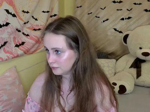 Live sex webcam photo for SellyaHouston #292209003