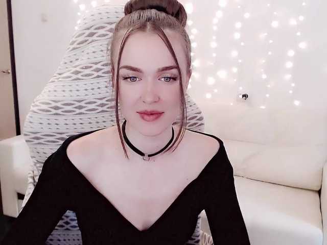 Live sex webcam photo for Sencera #271811582