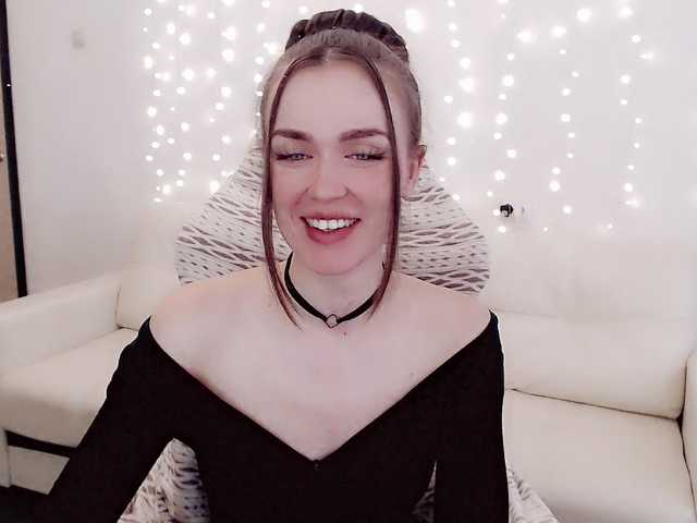 Live sex webcam photo for Sencera #271892875