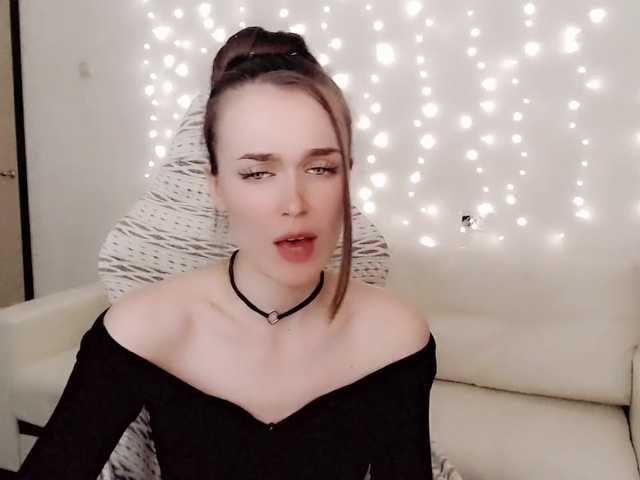 Live sex webcam photo for Sencera #271968674