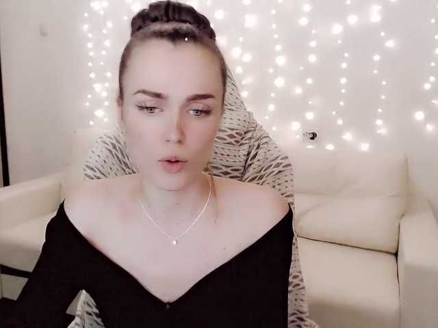 Live sex webcam photo for Sencera #272920894