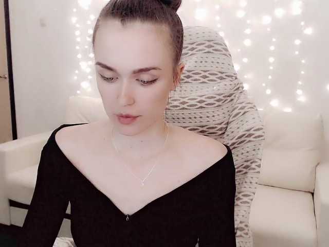 Live sex webcam photo for Sencera #272955257