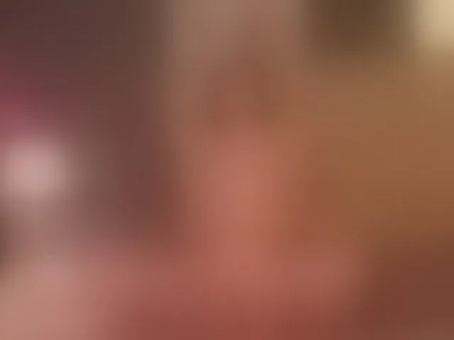 Live sex webcam photo for SeniGrandee #293663508