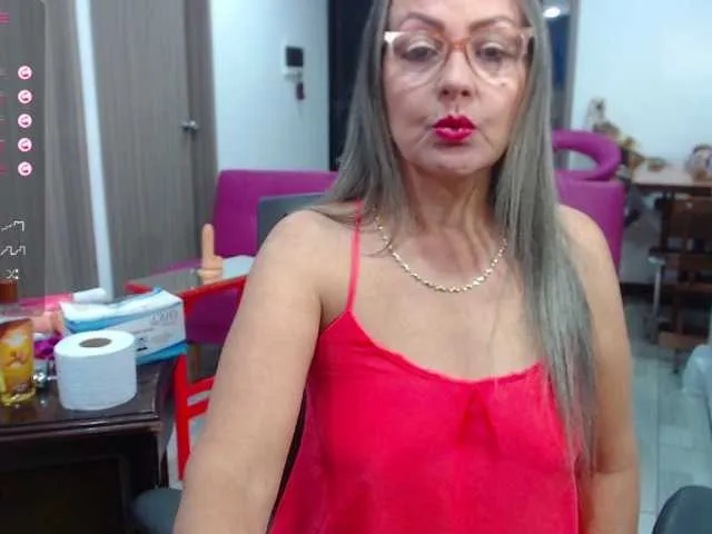 Live sex webcam photo for SensualHotAss #276960114