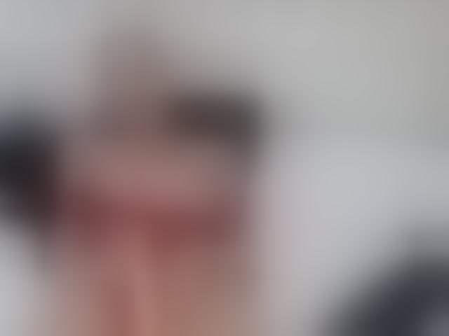 Live sex webcam photo for SerenaBFF #293928189