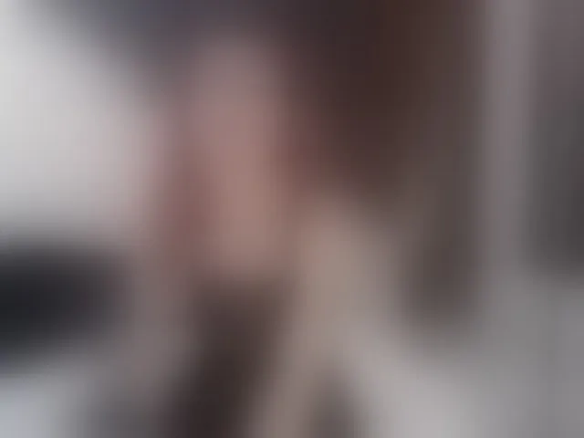 Live sex webcam photo for SerenaBFF #293985469