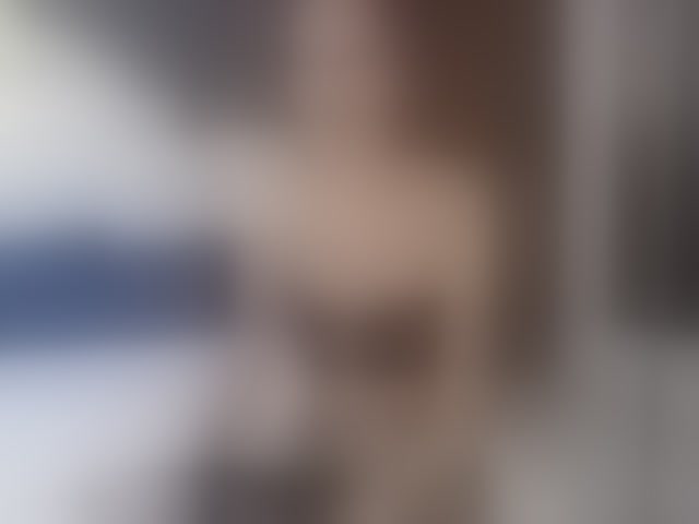 Live sex webcam photo for SerenaBFF #294047150