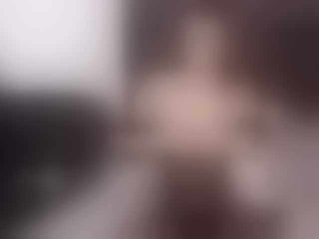 Live sex webcam photo for SerenaBFF #294074313