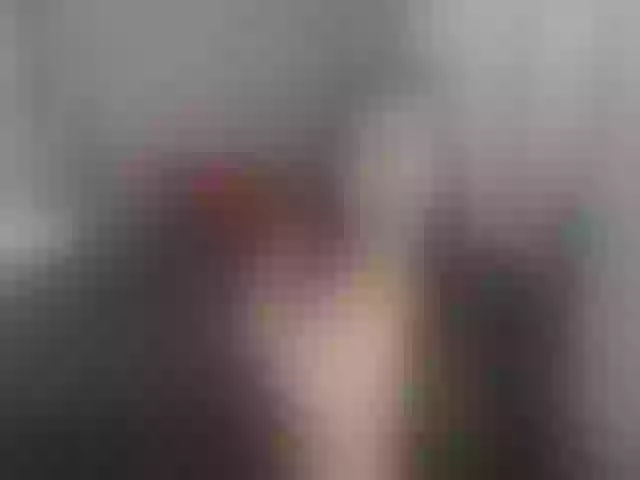 Live sex webcam photo for SerenaJollie #276875394