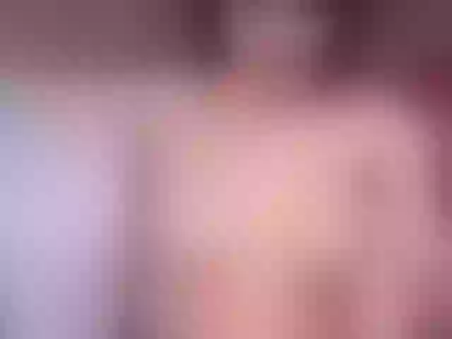 Live sex webcam photo for SerenaJollie #277109390