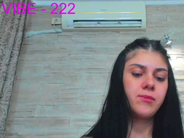 Live sex webcam photo for SerennaNoir #292401439
