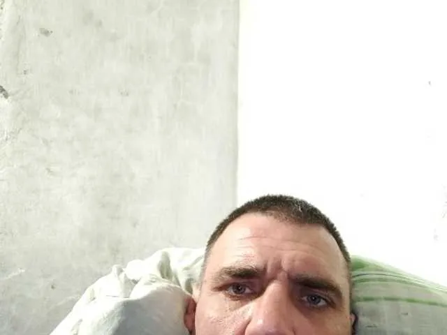 Live sex webcam photo for Sergem202018-1 #277993624