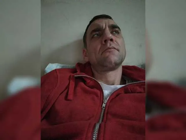 Live sex webcam photo for Sergem202018-1 #292429367