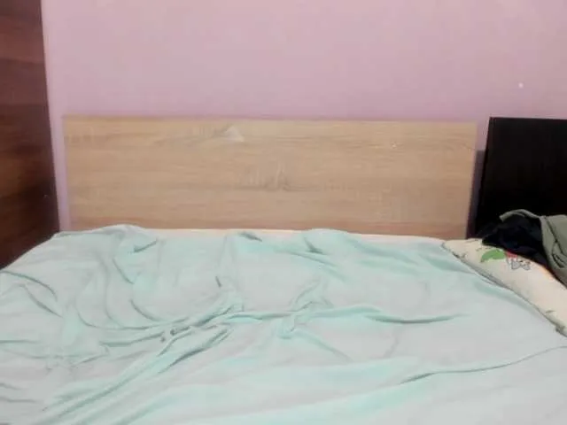 Live sex webcam photo for Serille #275905178