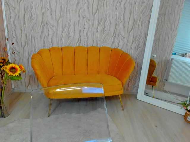 Live sex webcam photo for Serra-Von-Dee #277349899