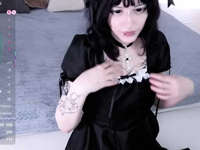 Live sex webcam photo for Setsunai #291470566