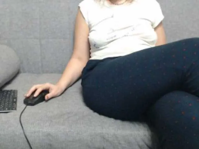 Live sex webcam photo for Sevilay #271872610