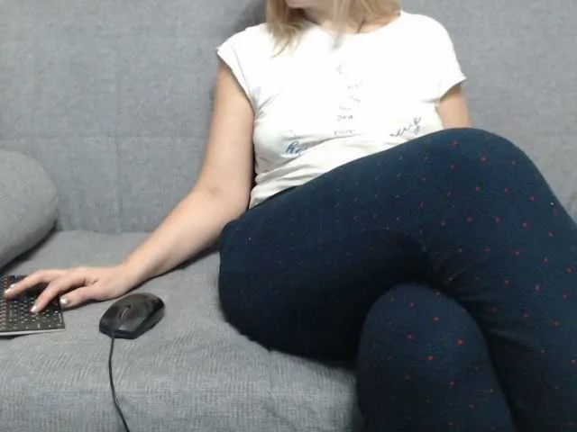 Live sex webcam photo for Sevilay #271875172