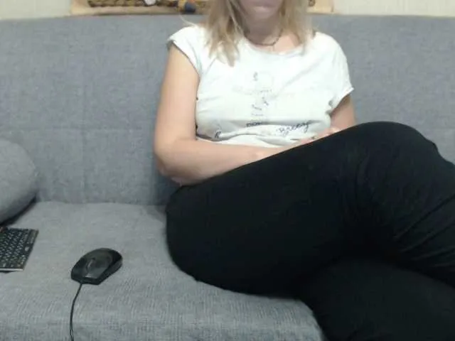 Live sex webcam photo for Sevilay #271911214