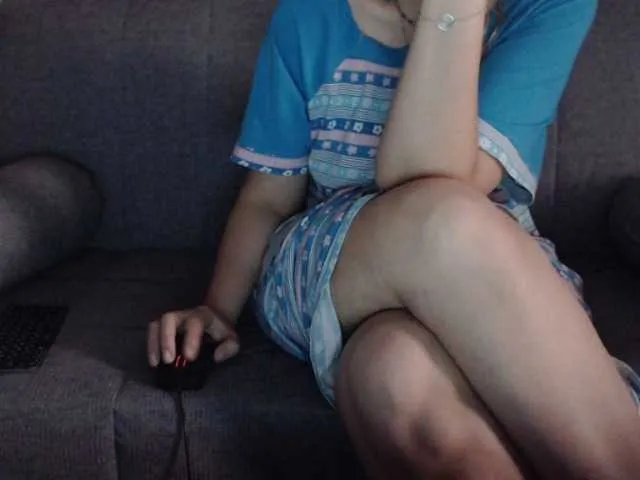 Live sex webcam photo for Sevilay #272406771