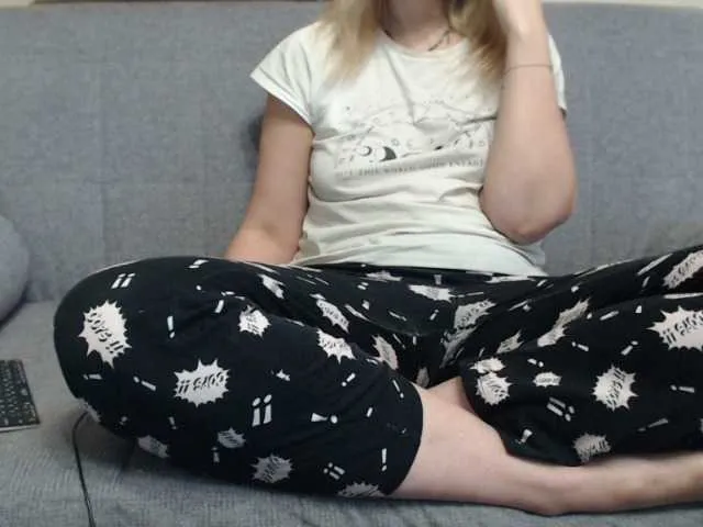 Live sex webcam photo for Sevilay #272801077