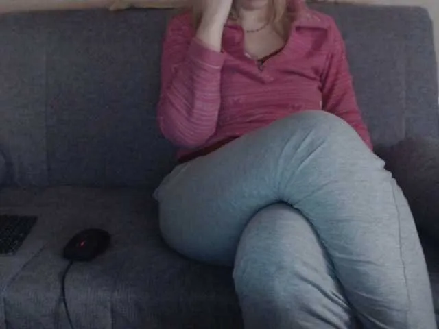 Live sex webcam photo for Sevilay #273159115