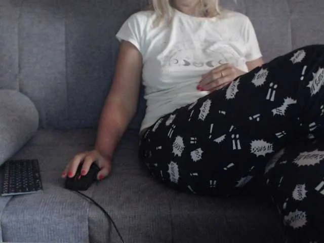 Live sex webcam photo for Sevilay #273801305
