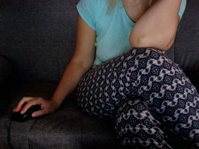 Live sex webcam photo for Sevilay #274655803