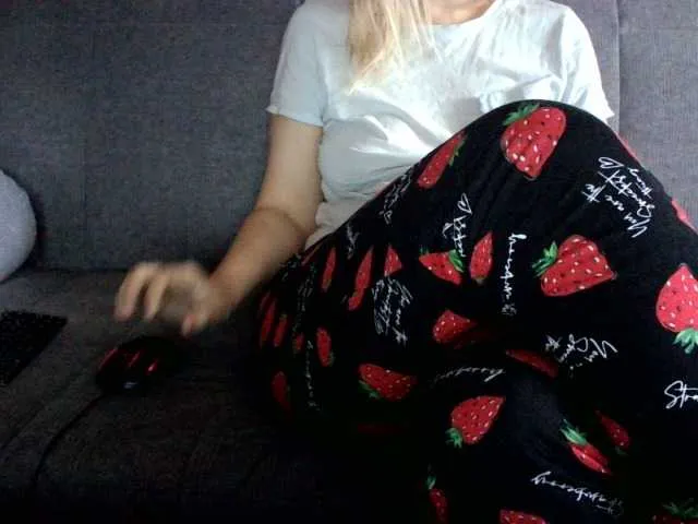 Live sex webcam photo for Sevilay #277393212