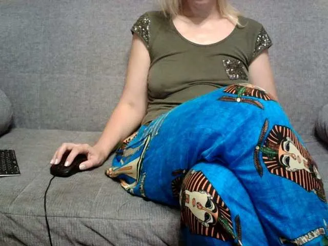 Live sex webcam photo for Sevilay #278302925