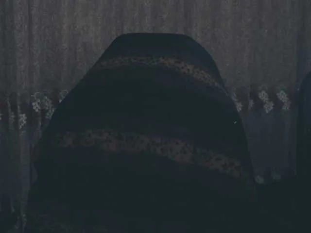 Live sex webcam photo for SexLove12001 #290873521