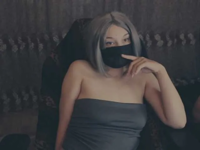 Live sex webcam photo for SexLove12001 #291023970