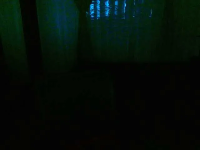 Live sex webcam photo for SexQueen11 #291613546