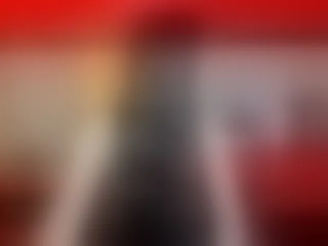Live sex webcam photo for SexQueen11 #293212928