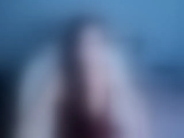 Live sex webcam photo for SexQueen11 #293978752