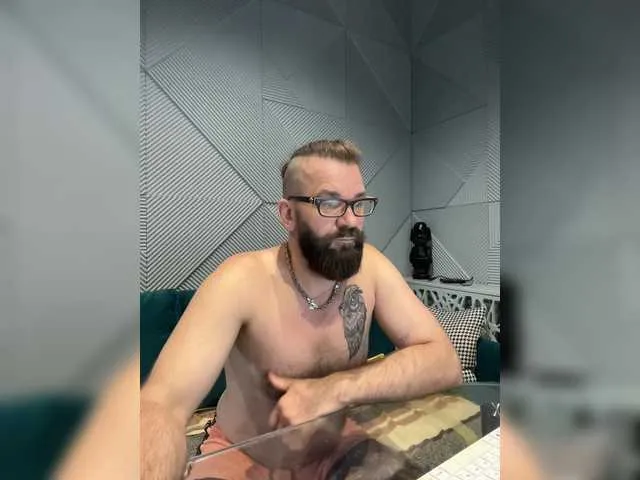 Live sex webcam photo for SexSparrow #294007667