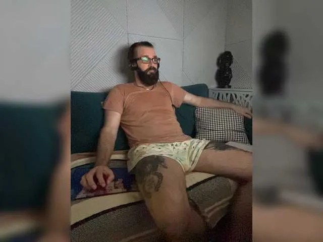 Live sex webcam photo for SexSparrow #294074087