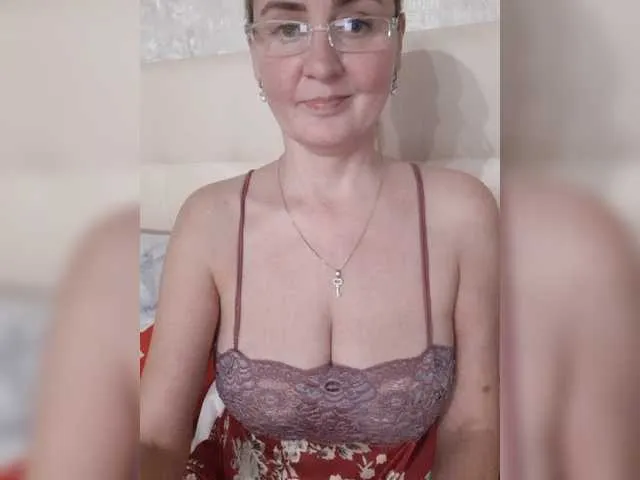 Live sex webcam photo for SexiestJess45 #276643207
