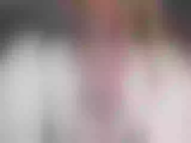 Live sex webcam photo for SexiestJess45 #291845374